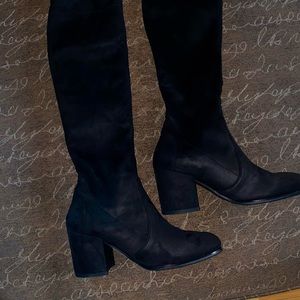 HIGHKNEE BOOTS BRAND NEWWW TIELAND BLACK NEW WITH TAGS